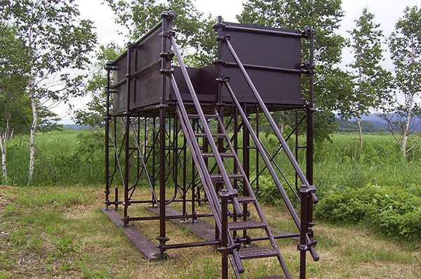 株式会社中川建設　社会貢献活動 エゾカンゾウ見晴らし台組立　写真4